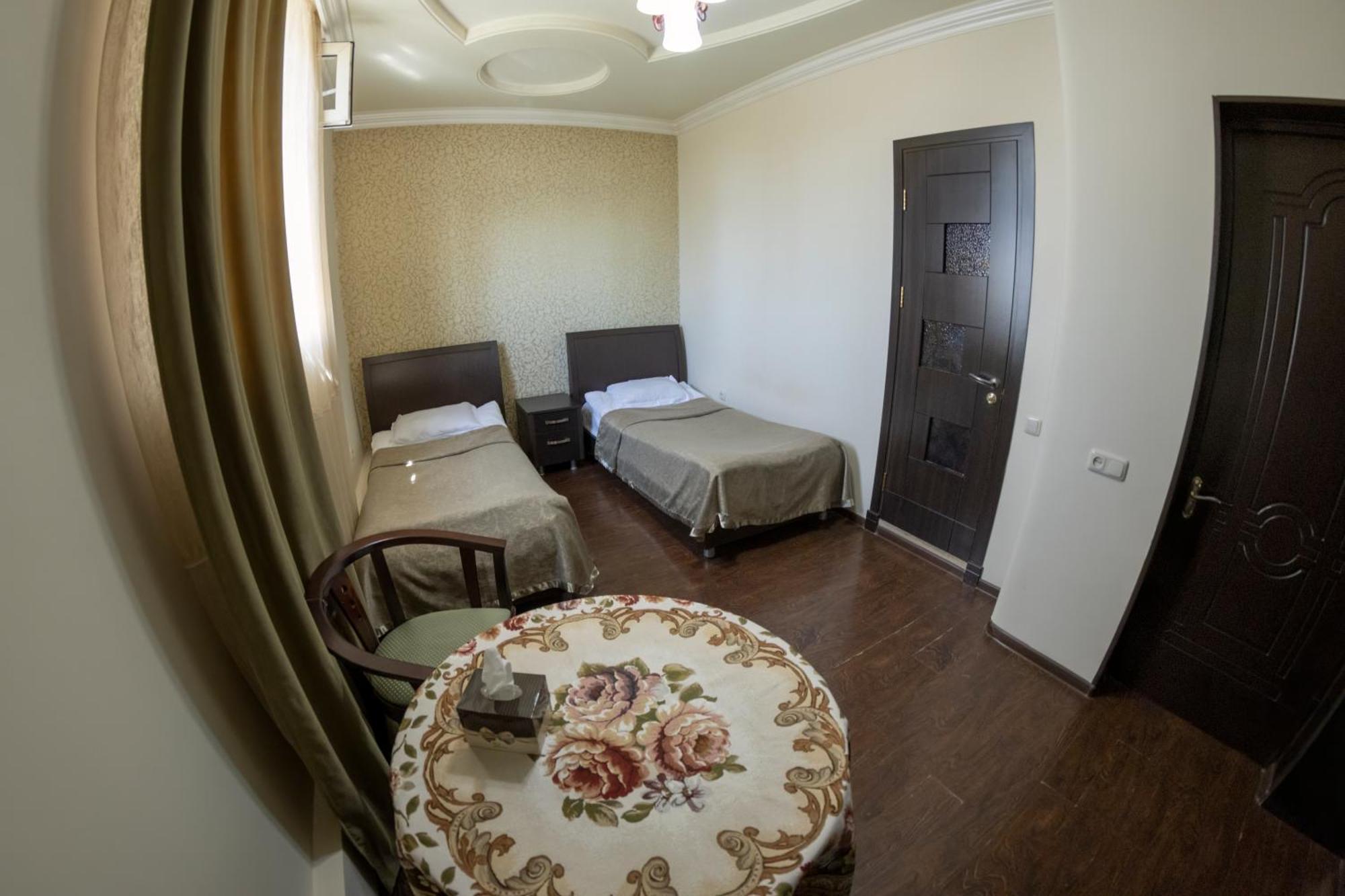 Parvana Hotel Gyumri Exterior photo