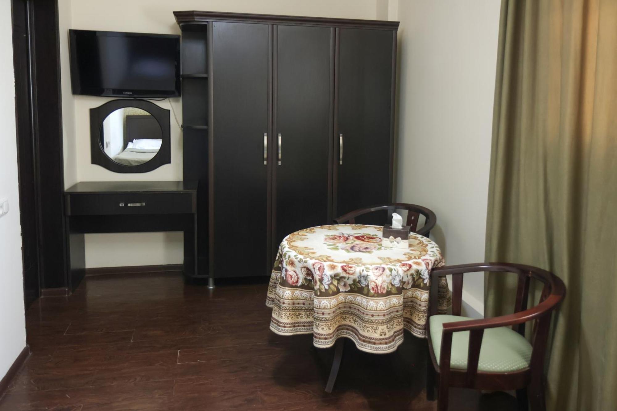 Parvana Hotel Gyumri Exterior photo